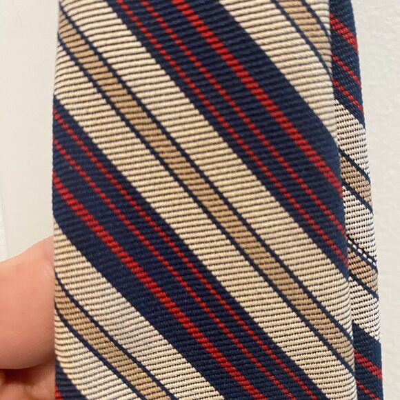 Vintage Silk Repp Tie Dawahare’s Of Kentucky Blue Red Striped Patriotic Colors - Picture 5 of 12